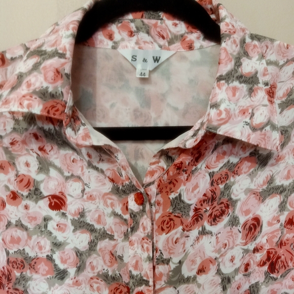 Floral long sleeve - Picture 2 of 6